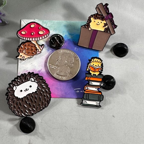 HedgeHog Lapel Pin Gift Set Book Mushroom Brooch Badge Accessories Jewelry READ - Picture 3 of 7
